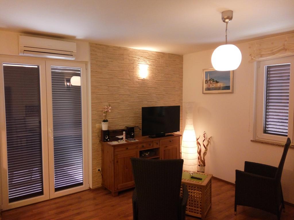 Apartment Asparagus Ровінсько-Село Екстер'єр фото